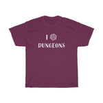 I Crit Dungeons - T-Shirt